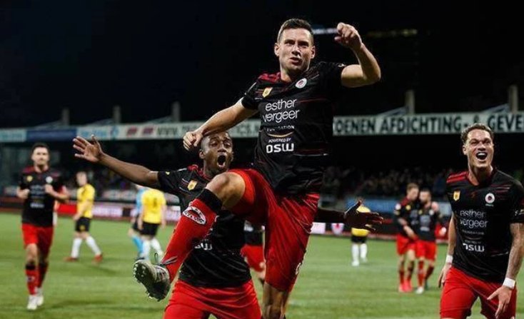 越位进球 越位进球