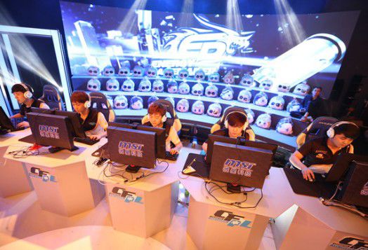 伊朗国青主 伊朗国青主