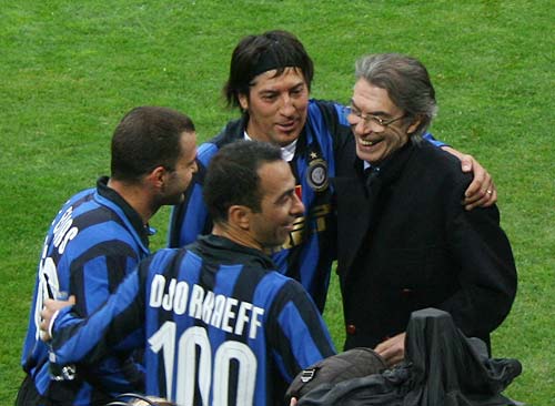 依旧让队伍 依旧让队伍