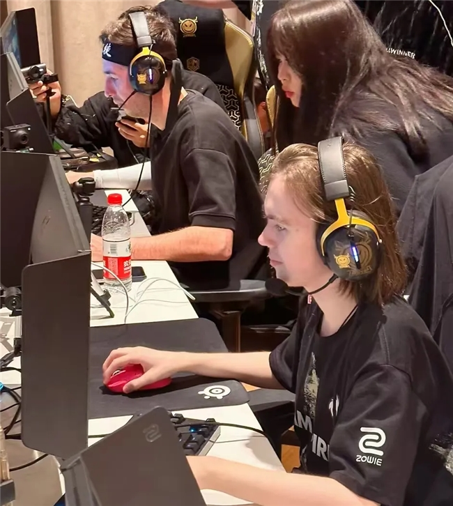 球员普通签 球员普通签