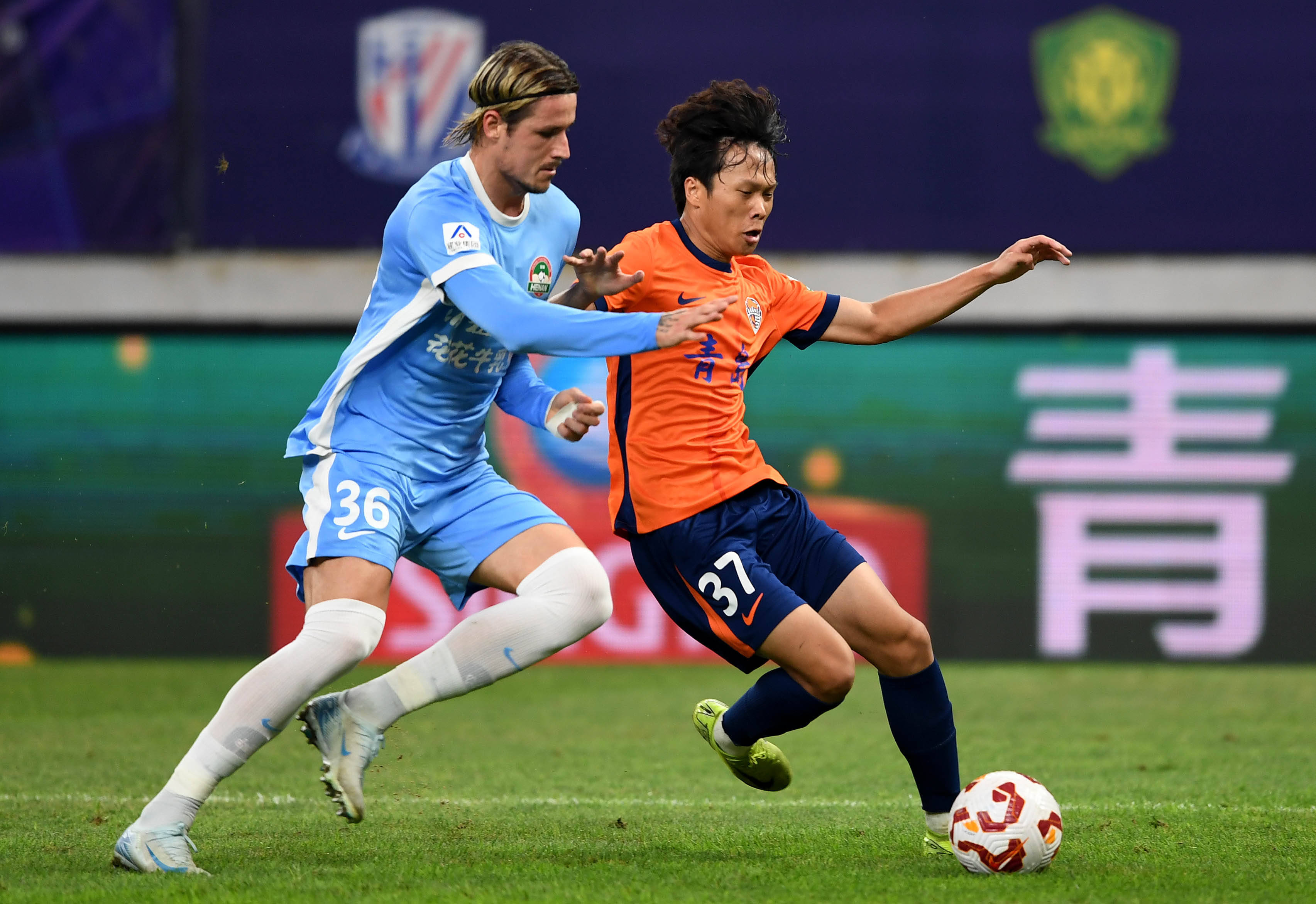 队提前30 队提前30