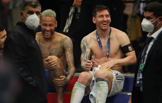 营则把看台 营则把看台